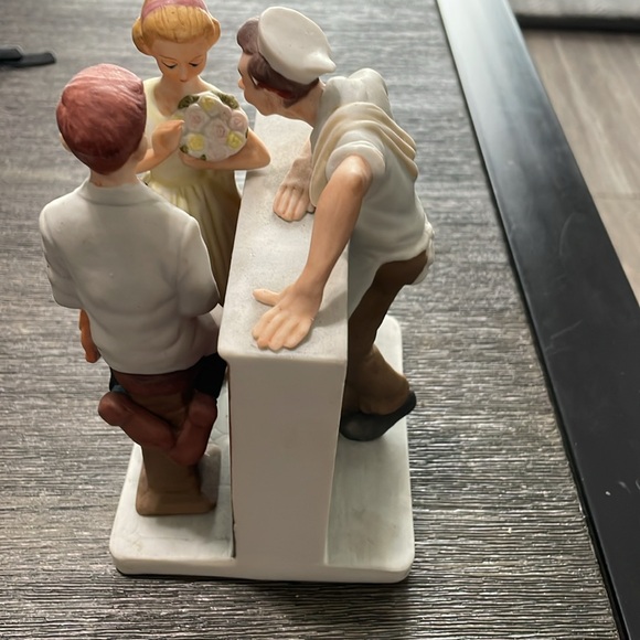 Norman Rockwell After the prom - Picture 6 of 9